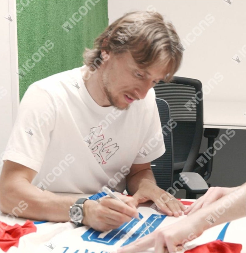 Luka Modric Signed Croatia Jersey - Inscriptagraphs Jerseys - Touch of  Modern