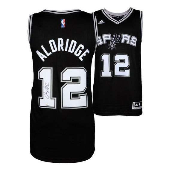 LaMarcus Aldridge <br>San Antonio Spurs <br>Original signiertes Black Adidas Swingman Jersey