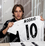 Luka Modric <br>Real Madrid <br>Original signiertes Trikot 2018/19